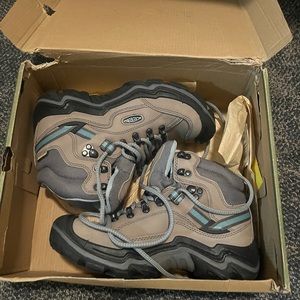 KEEN Durand II Mid Waterproof Hiking Boots